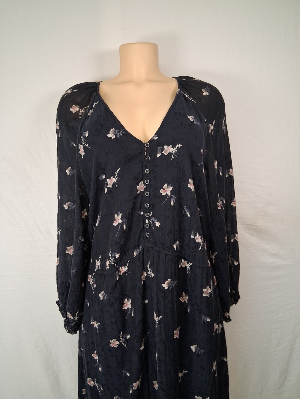 Joie Black Floral Button-Front Long Sleeve Boho spring Midi Dress Size L - Picture 16 of 17
